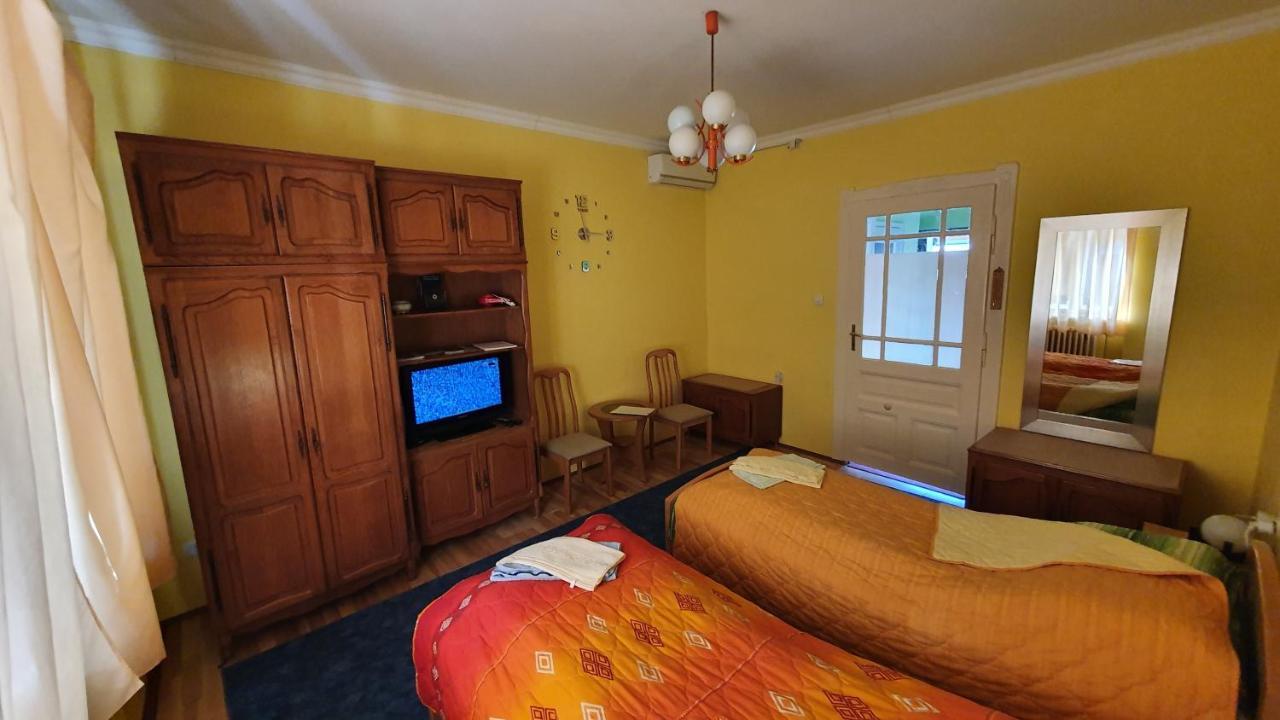 Apartment Roxana Újvidék Kültér fotó